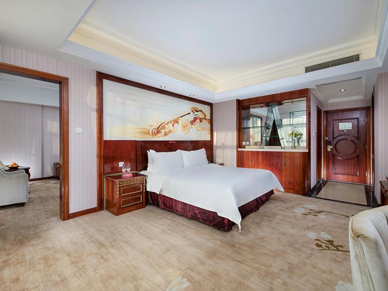 Vienna Hotel Shenzhen Pingshan Shenshan Road Bagian luar foto